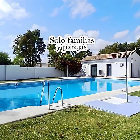 Apartamento Junto Al Mar Piscina Solo Familias كونيل ذي لا فرونتيرا المظهر الخارجي الصورة