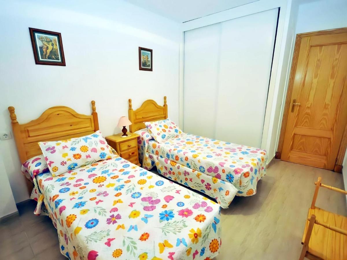Apartamento Junto Al Mar Piscina Solo Familias كونيل ذي لا فرونتيرا المظهر الخارجي الصورة
