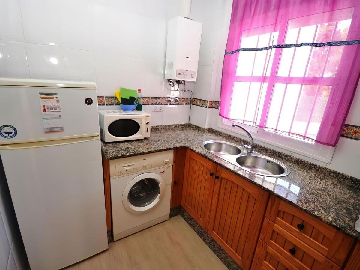 Apartamento Junto Al Mar Piscina Solo Familias كونيل ذي لا فرونتيرا المظهر الخارجي الصورة